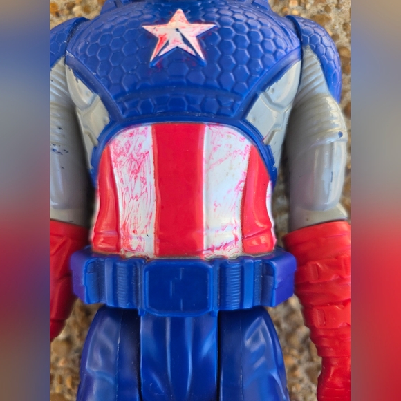 Hasbro Marvel Titan Hero Series Spider-Man And Captain America action Figure - Picture 3 of 12